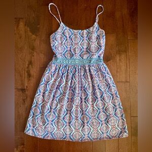 Everly Women’s Dress with Geometric Design